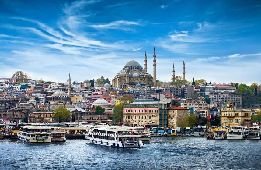 Photo of Planning For An International Trip In March & April 23? Here Are Some of the Cheapest Flights! by Tanisha Mundra