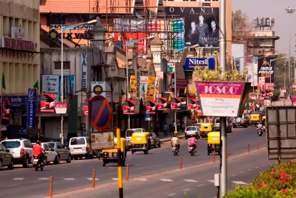 Photo of Did You Know About These Amazing Shopping Streets in Bangalore? by Tanisha Mundra