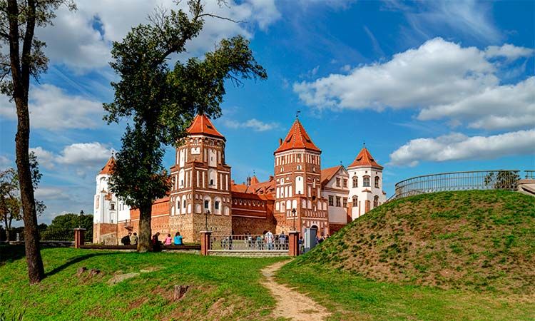Photo of Mir Castle Private Tour Minsk by TinaGeller