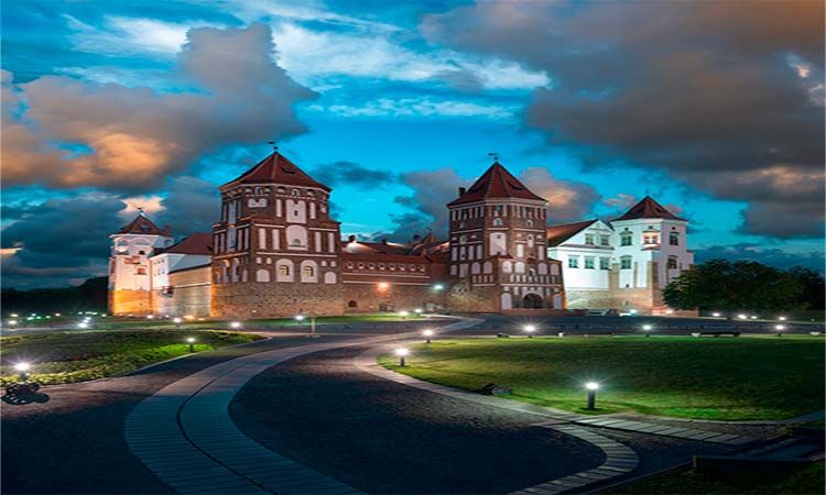 Photo of Mir Castle Private Tour Minsk by TinaGeller
