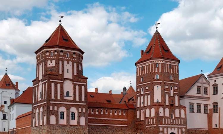 Photo of Mir Castle Private Tour Minsk by TinaGeller