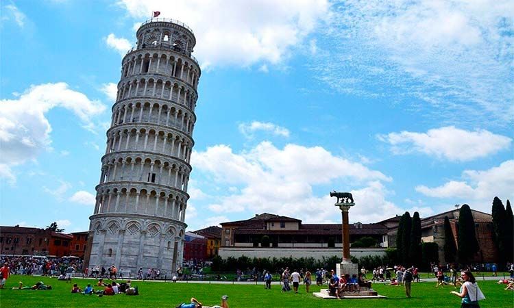 Photo of Fascinating views of the Leaning Tower of Pisa by TinaGeller