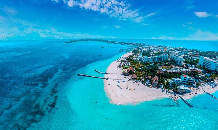 Photo of Journey to the paradise island of Isla Mujeres by TinaGeller