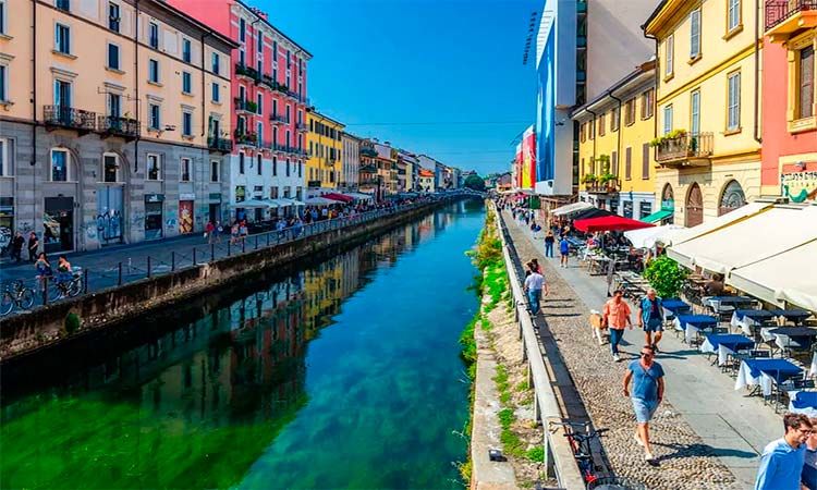 Photo of Walk through the eras of Milan by TinaGeller