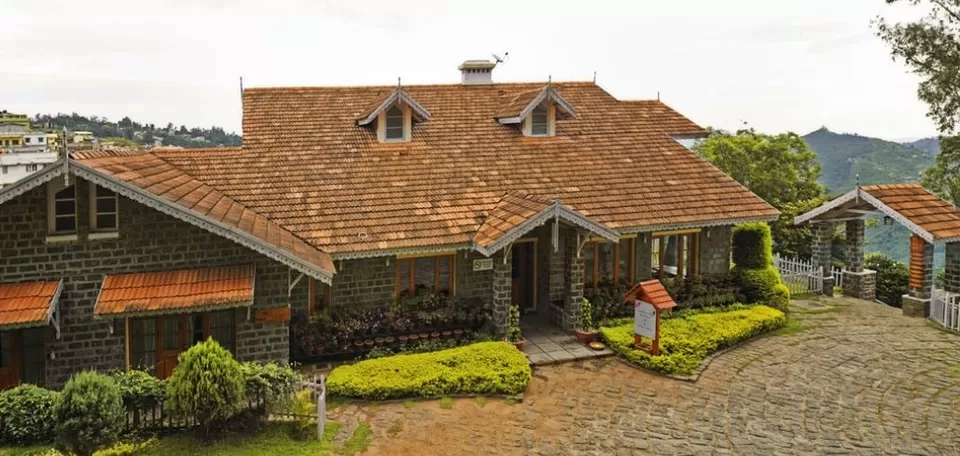 Photo of Coakers Walk, Kodaikanal by Varsha Banerjee