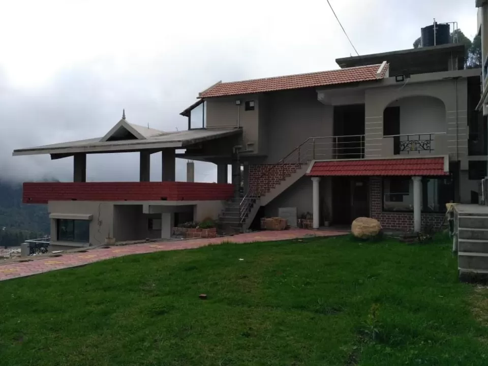 Photo of Attuvampatti, Kodaikanal by Varsha Banerjee