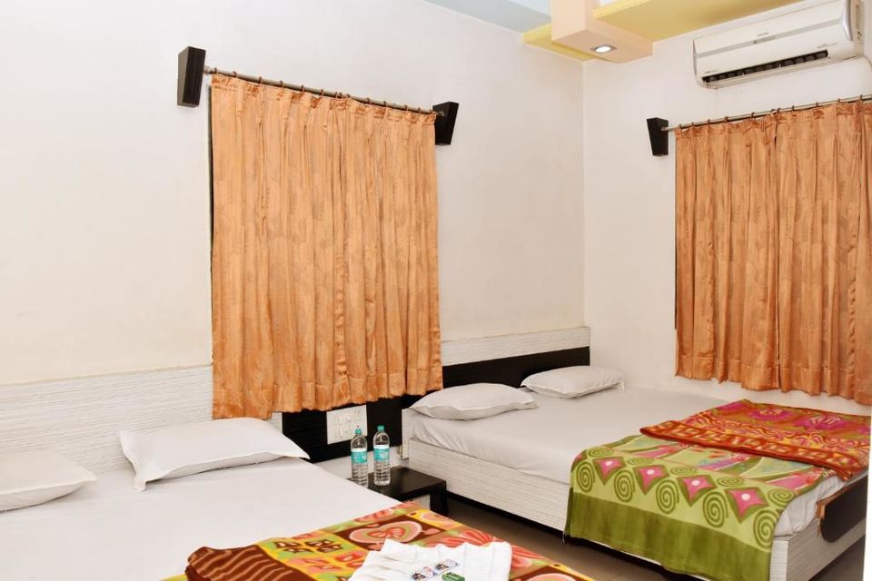 Photo of 10 Amazing Hotels In Shirdi Near Temple That Fits Every Pocket by Varsha Banerjee (Crazy Jetsetters)