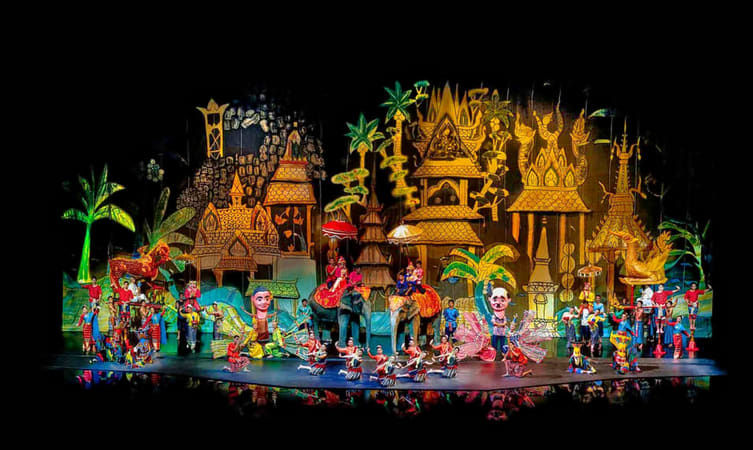 Photo of An Adult’s Comprehensive Guide To The Crazy Bangkok Nightlife by Varsha Banerjee (Crazy Jetsetters)
