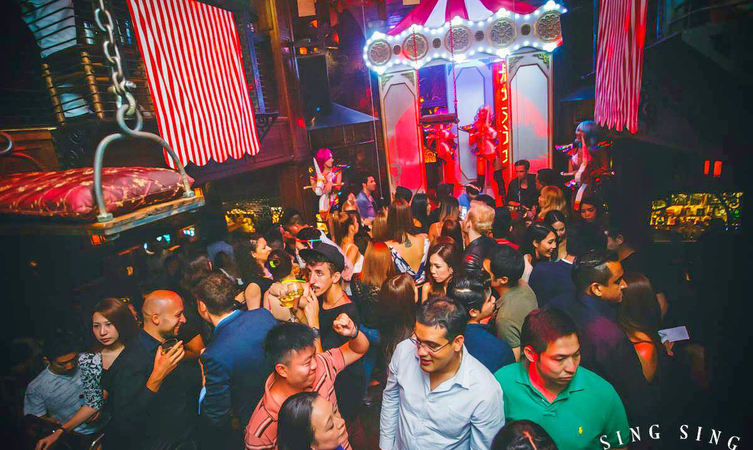 Photo of An Adult’s Comprehensive Guide To The Crazy Bangkok Nightlife by Varsha Banerjee (Crazy Jetsetters)