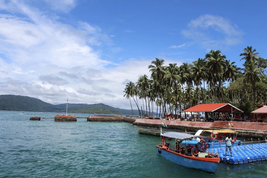 Photo of Ross Island – The Only Travel Guide You Need Before You Go by Varsha Banerjee (Crazy Jetsetters)