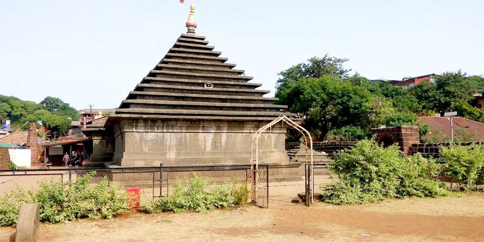 Photo of Mahabaleshwar Temple – The Ultimate Travel Guide by Varsha Banerjee (Crazy Jetsetters)