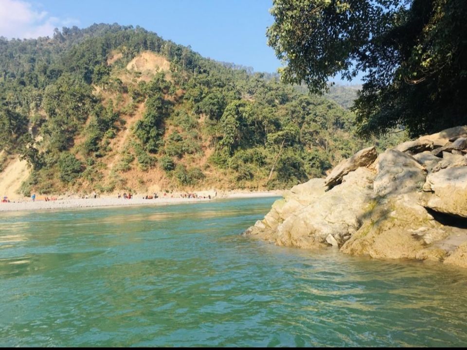 Photo of Triveni - confluence of river Teesta and Rangeet, ideal for picnic spot. by Sohini Roy.