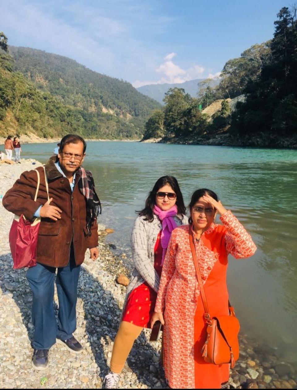 Photo of Triveni - confluence of river Teesta and Rangeet, ideal for picnic spot. by Sohini Roy.