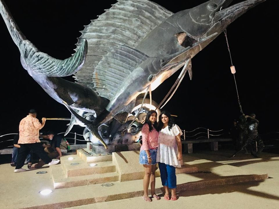 Photo of Islands of Phuket - PHI PHI LE and PHI PHI DON by Sohini Roy.