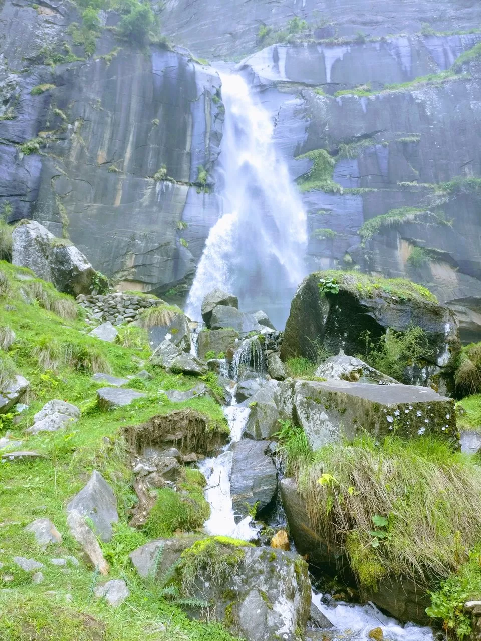 Photo of Jogini Falls, Manali by Arko Banerjee