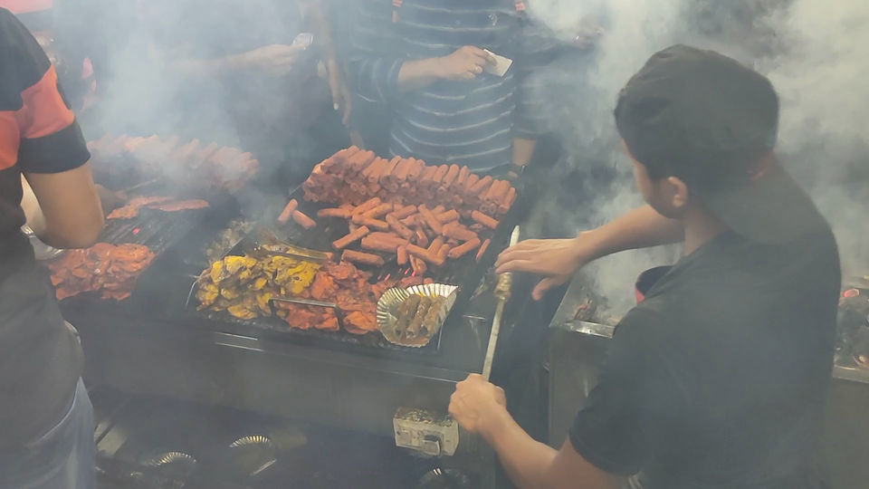 Photo of Food tour to Bangalore | Iftar feast | Bangalore non-veg street food | taste hunt #bengaluru by Roam with Js