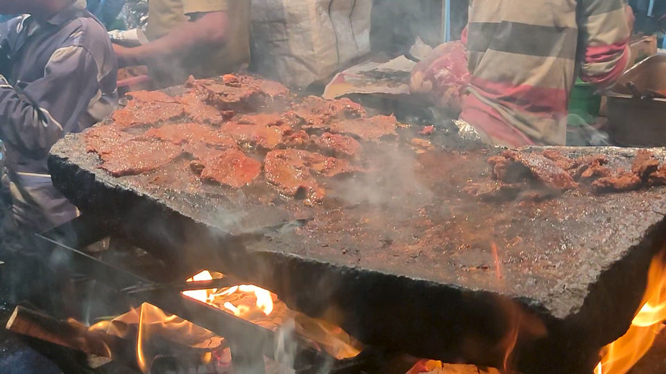 Photo of Food tour to Bangalore | Iftar feast | Bangalore non-veg street food | taste hunt #bengaluru by Roam with Js