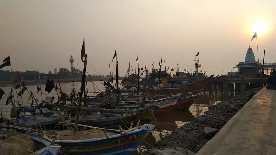 Photo of Moti Daman Jetty Garden, Daman by Saurabh Mashelkar