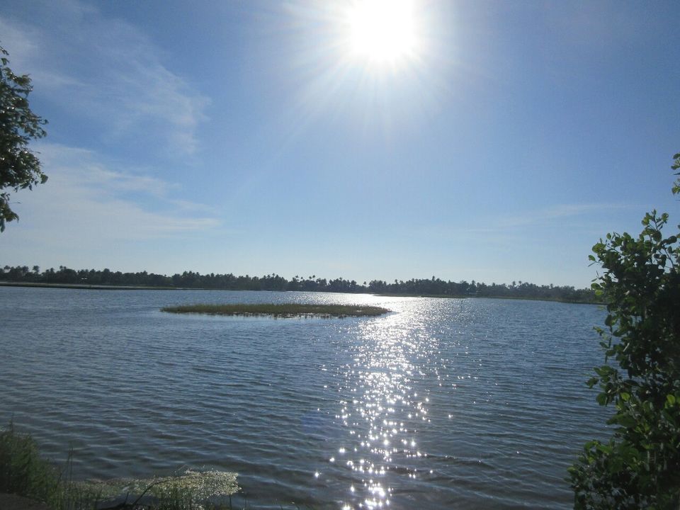 Photo of Kadamakkudy By Appu