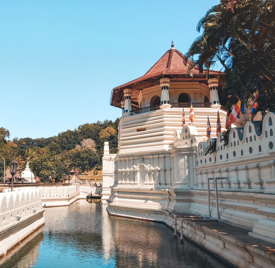 Photo of Of Cities, Hills and Beaches: How I Spent 12 Days in Sri Lanka by Himanshu Dutta