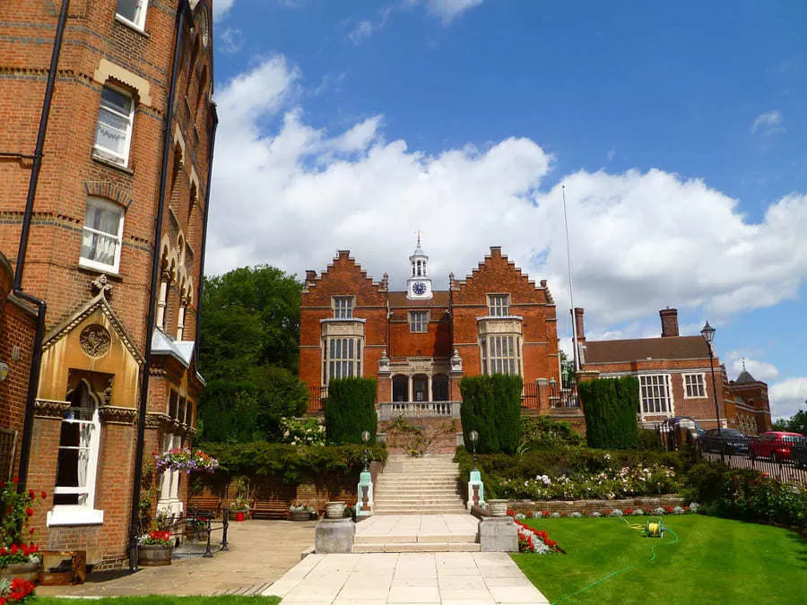 Photo of Exploring Harrow: A Hidden Gem in Greater London by Outbooks