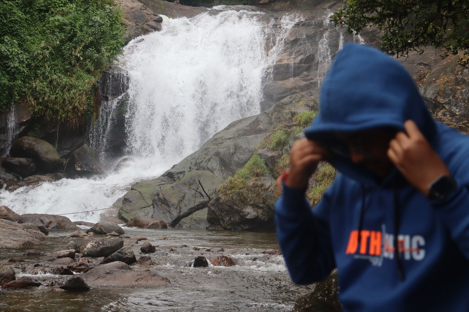 Photo of Lakkam Waterfalls View Point, Kannan Devan Hills by Saikat Das