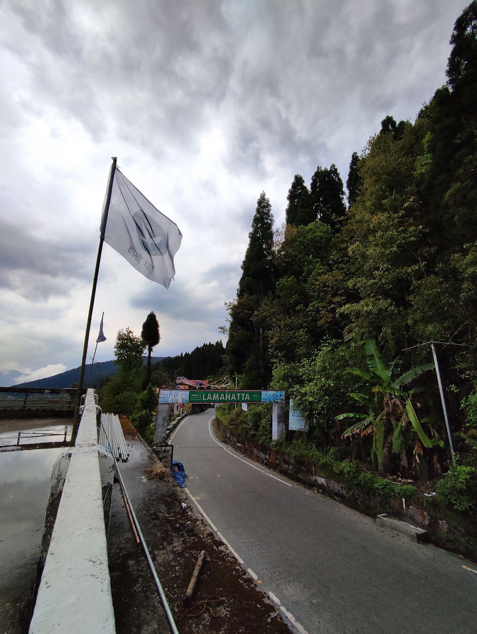 Photo of Queen of hills || Mall to Lamahata Park || Day 2 by Boiling stories