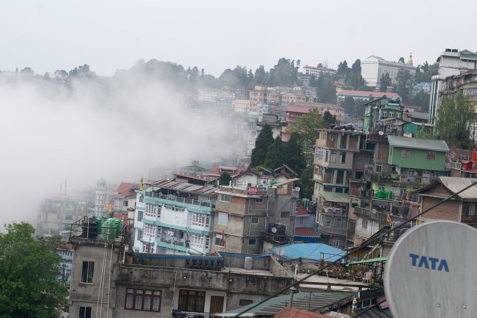 Photo of Queen of hills || Mall to Lamahata Park || Day 2 by Boiling stories