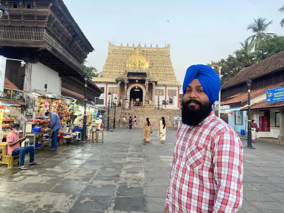 Photo of श्री पद्मनाभस्वामी मंदिर - समृद्ध इतिहास और एक विवाद के साथ एक शानदार मंदिर... by Ranjit Sekhon Vlogs