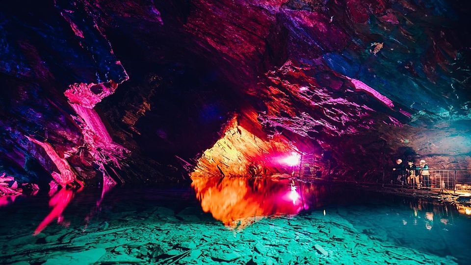 Photo of 6 Magnificent Natural Wonders in the UK by Ross Bracken, Rross Bracken Psychologist by Ross Bracken
