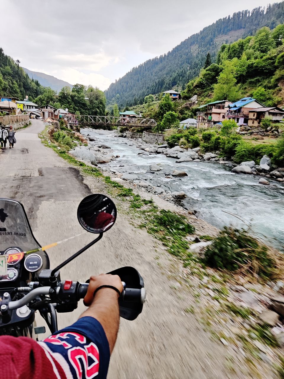 Photo of Polling village-Barot Valley : Hidden Treasures In Himachal Pradesh. by Delhi Traveller Boy