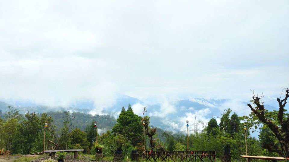 Photo of Darjeeling - Nepal (little bit) with my Lens by Yogesh K