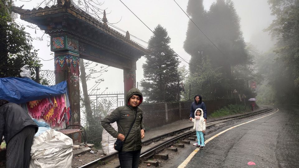 Photo of Darjeeling - Nepal (little bit) with my Lens by Yogesh K