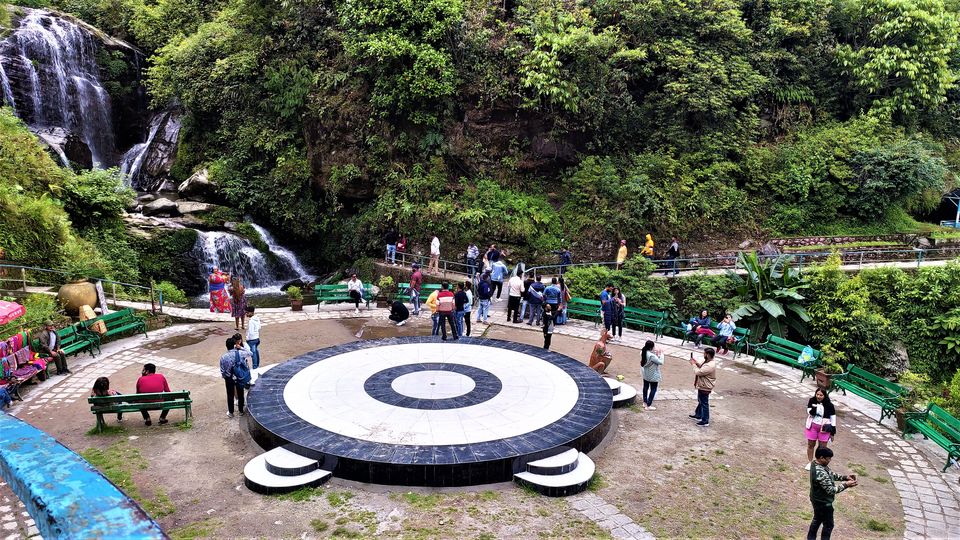 Photo of Darjeeling - Nepal (little bit) with my Lens by Yogesh K