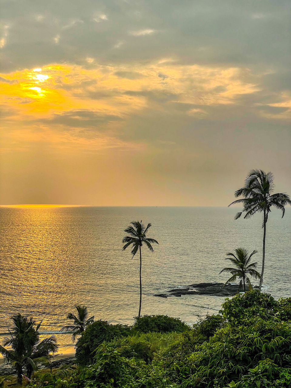 Photo of 5 Unexplored Spots In North Goa To Catch The Most Gorgeous Sunsets by Tanvi Shah (travelstoriesbytan)