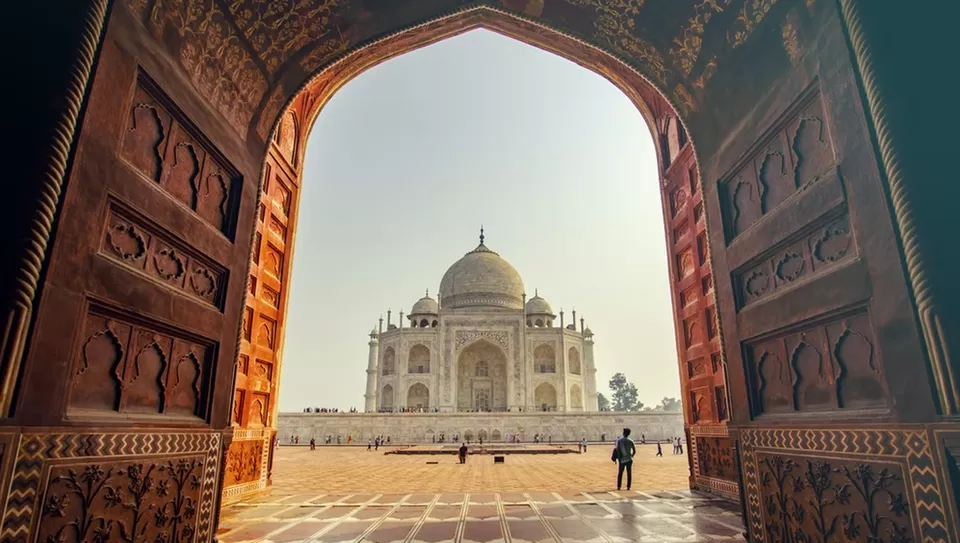 Photo of Taj Mahal, Agra by Tanvi Shah (travelstoriesbytan)