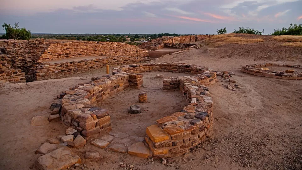 Photo of Dholavira, Kutch by Tanvi Shah (travelstoriesbytan)