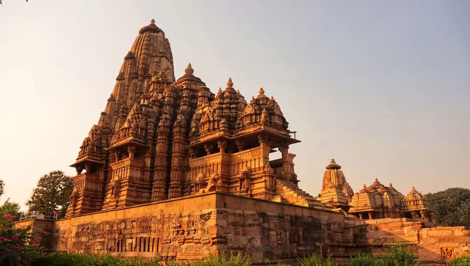 Photo of Khajuraho, Chhatarpur by Tanvi Shah (travelstoriesbytan)