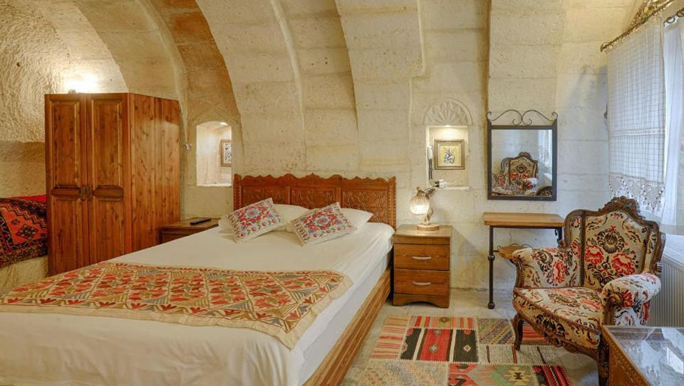Photo of Elevate The Experience Of Your Vacation By Staying At These Exotic Cave Hotels In Cappadocia by Tanvi Shah (travelstoriesbytan)