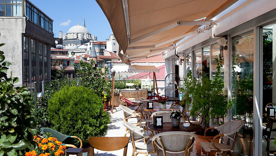 Photo of Wake Up To Gorgeous Views At These Eclectic Hotels in Istanbul During Your Next Turkey Trip! by Tanvi Shah (travelstoriesbytan)