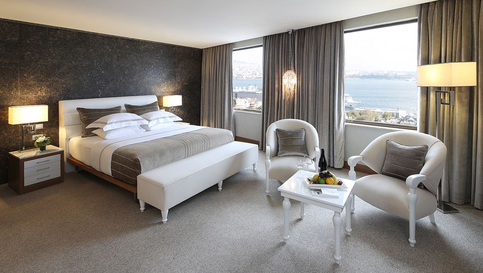 Photo of Wake Up To Gorgeous Views At These Eclectic Hotels in Istanbul During Your Next Turkey Trip! by Tanvi Shah (travelstoriesbytan)