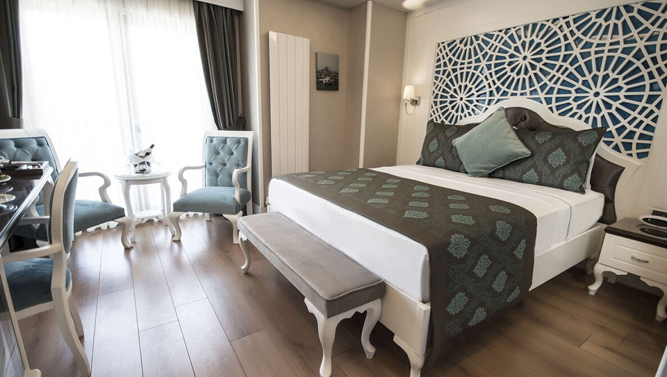 Photo of Wake Up To Gorgeous Views At These Eclectic Hotels in Istanbul During Your Next Turkey Trip! by Tanvi Shah (travelstoriesbytan)