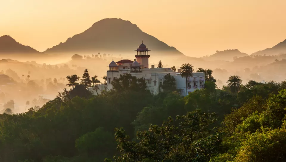 Photo of Mount Abu, Sirohi by Tanvi Shah (travelstoriesbytan)