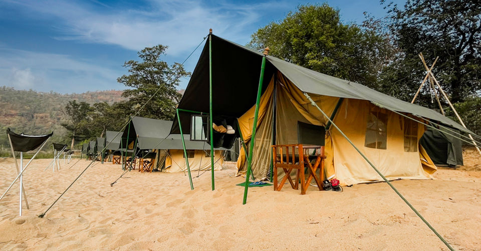 Photo of Like Walking Through A Jungle Book: Walking Safari With Mobile Camping In The Jungles Of Satpura! by Tanvi Shah (travelstoriesbytan)
