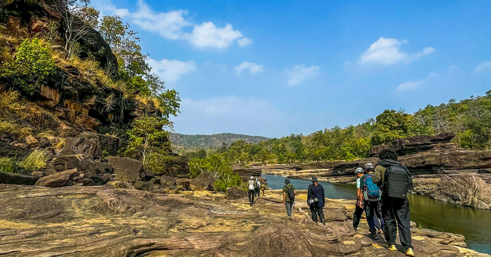 Photo of Like Walking Through A Jungle Book: Walking Safari With Mobile Camping In The Jungles Of Satpura! by Tanvi Shah (travelstoriesbytan)