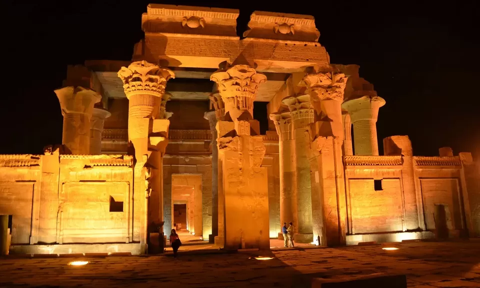 Photo of Kom Ombo Temple, Markaz Kom Ombo by Tanvi Shah (travelstoriesbytan)