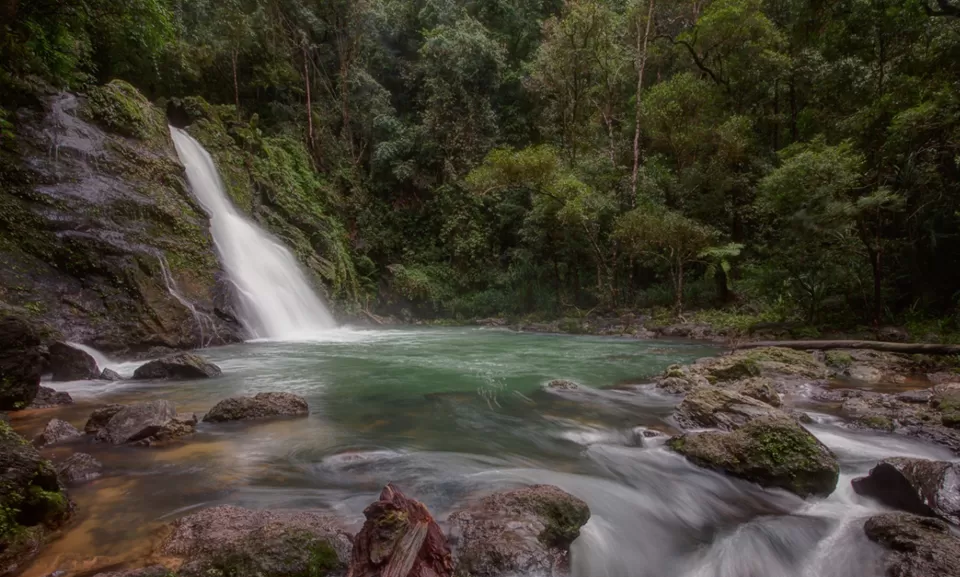 Photo of Jogigundi Falls, Agumbe by Tanvi Shah (travelstoriesbytan)