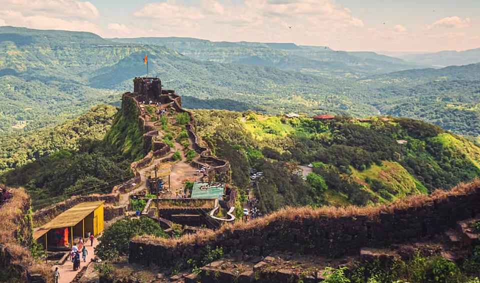 Photo of Satara, Pune Division by Tanvi Shah (travelstoriesbytan)