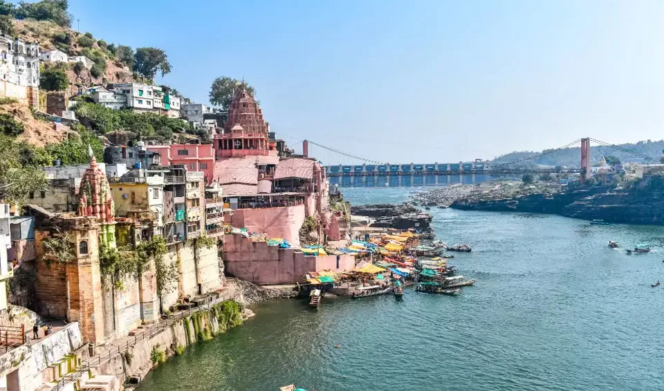 Photo of Omkareshwar Jyotirlinga, Mandhata by Tanvi Shah (travelstoriesbytan)