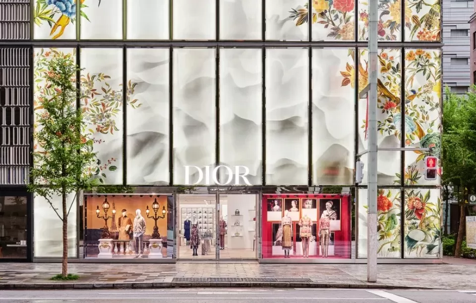 Photo of Ginza, Chuo City by Tanvi Shah (travelstoriesbytan)